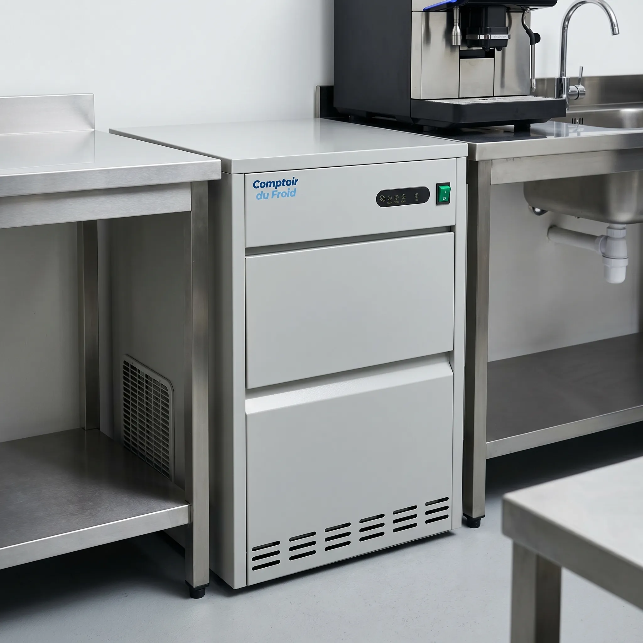 Professional hollow ice cube machine 45 kg per day